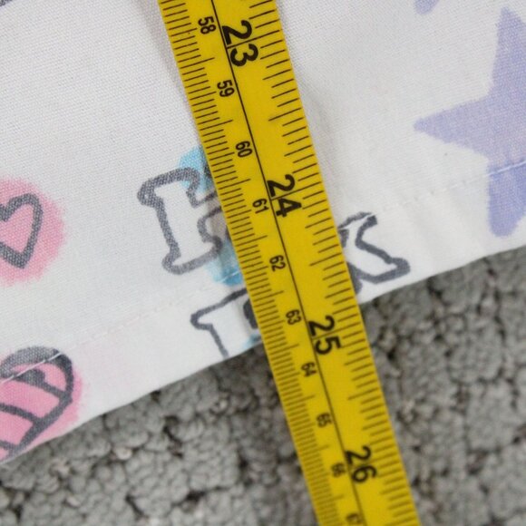 Hello Kitty Scrub Top Womens Medium M Pink All Over Print V Neck Medical Y2k - Picture 9 of 9